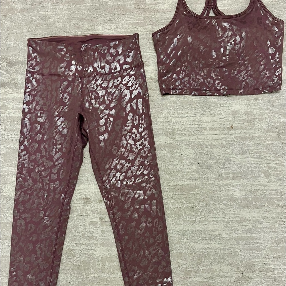 Calvin Klein Performance Matching Set - Picture 2 of 6